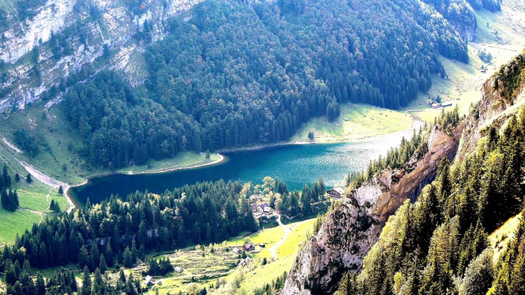Swiss Alps via Flickr