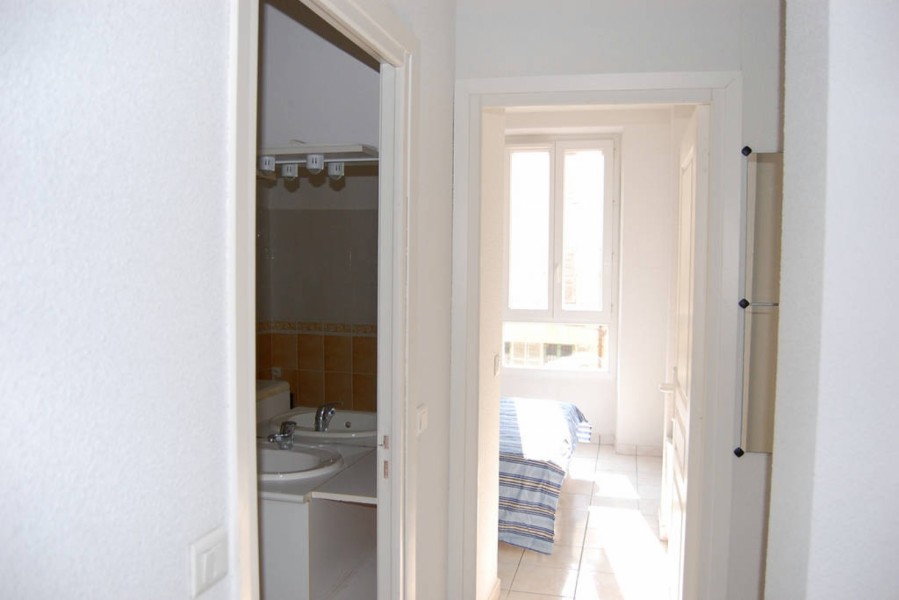 للإيجار32m² غرفة نوم واحدة شقة في فرنسا نيس للمدى الطويل - قائمة العقارات للإيجار الشهري في نيس من الوكالات العقارية 643474